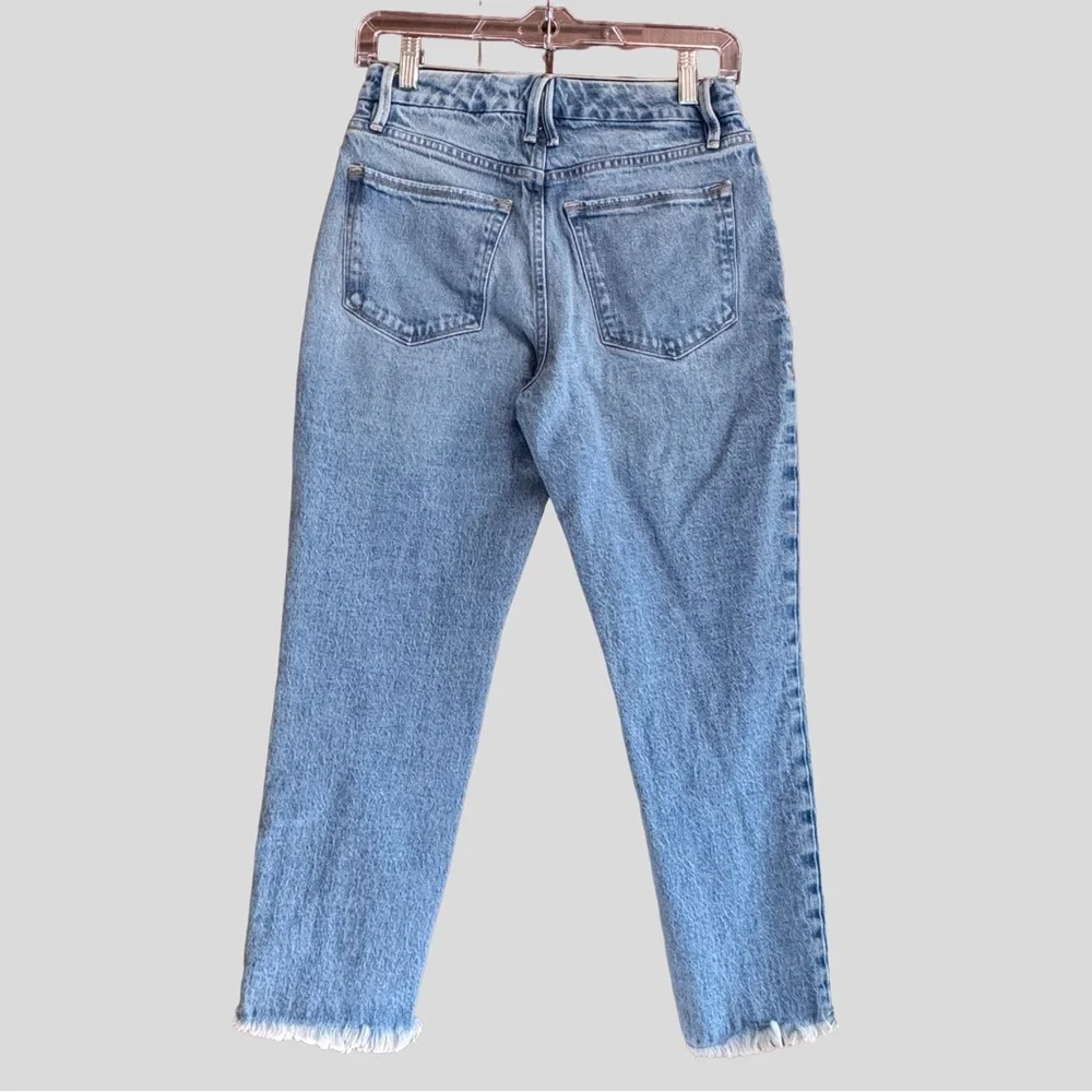 Good American Good Girlfriend Straight Leg Jeans Frayed Size 0/25 - Picture 3 of 7